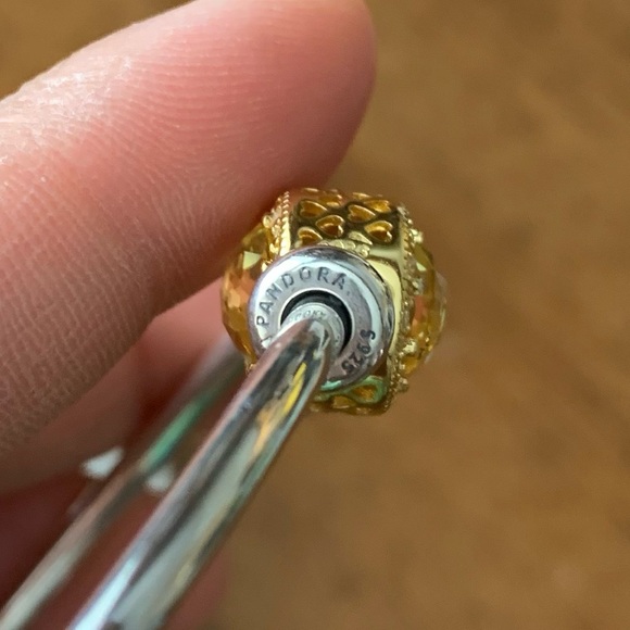 NWOT Pandora Open Bangle Charm Bracelet w/ 1 Bling Charms & 2 Pandora Stoppers - Picture 9 of 15